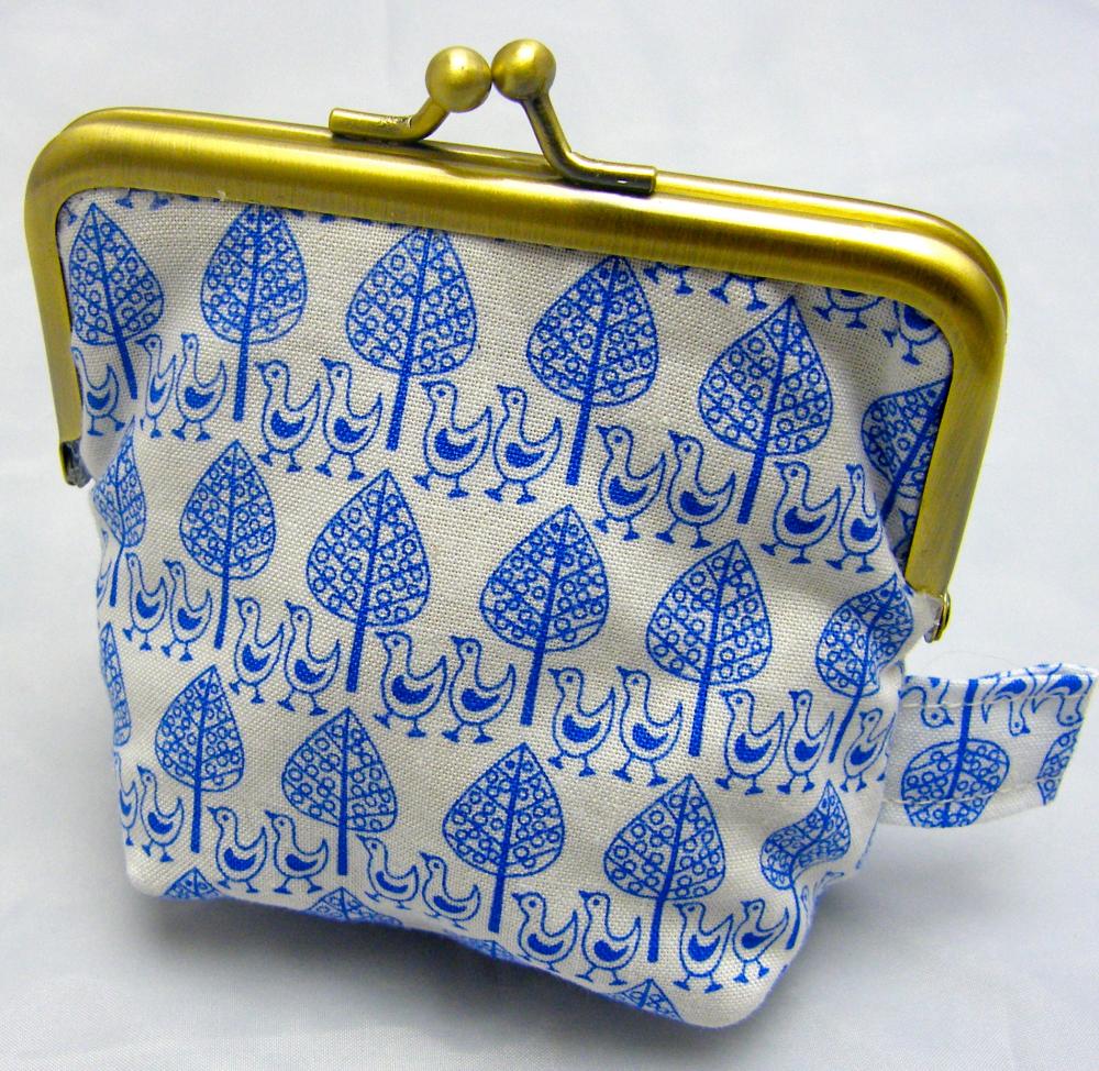 4" Silly Coin Purse - White Birds & Trees